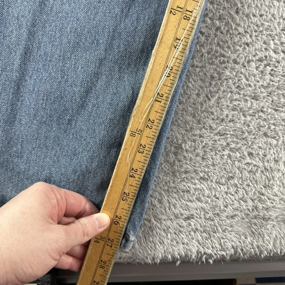 VINTAGE Levi's 550‎ Jeans Mens 40x30 Light Wash Distressed Fading